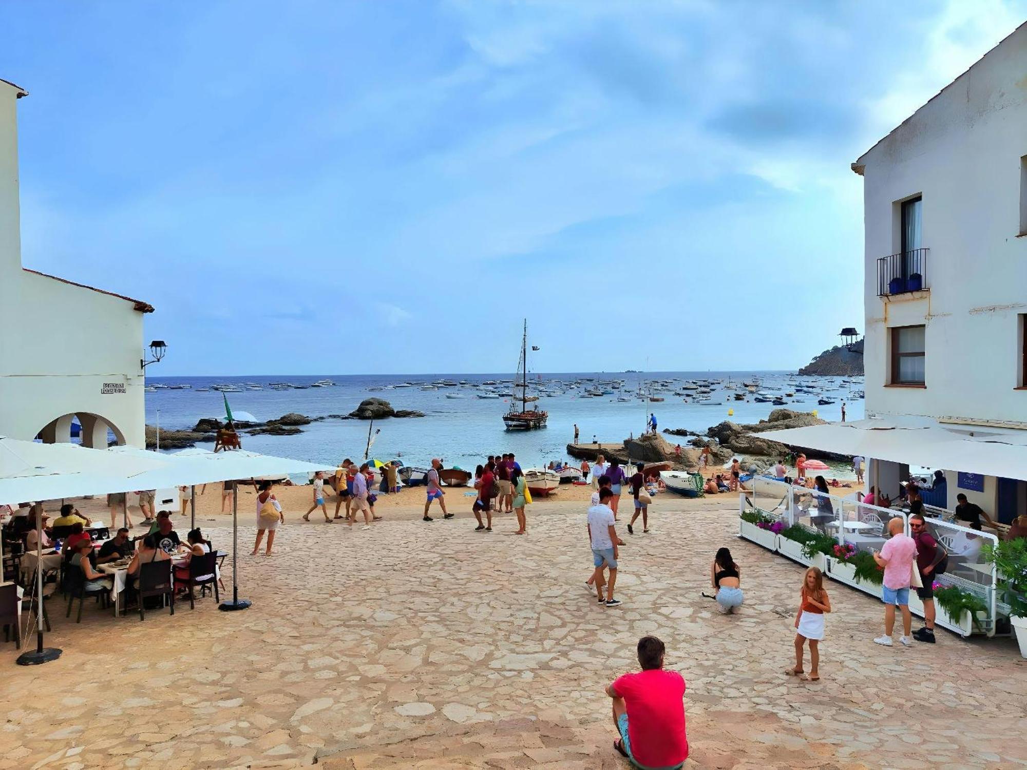 Calella Port Bo - Sea Sand Sun 卡莱利亚德帕拉弗鲁赫尔 外观 照片