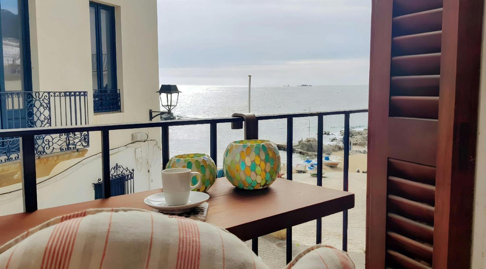 Calella Port Bo - Sea Sand Sun 卡莱利亚德帕拉弗鲁赫尔 外观 照片
