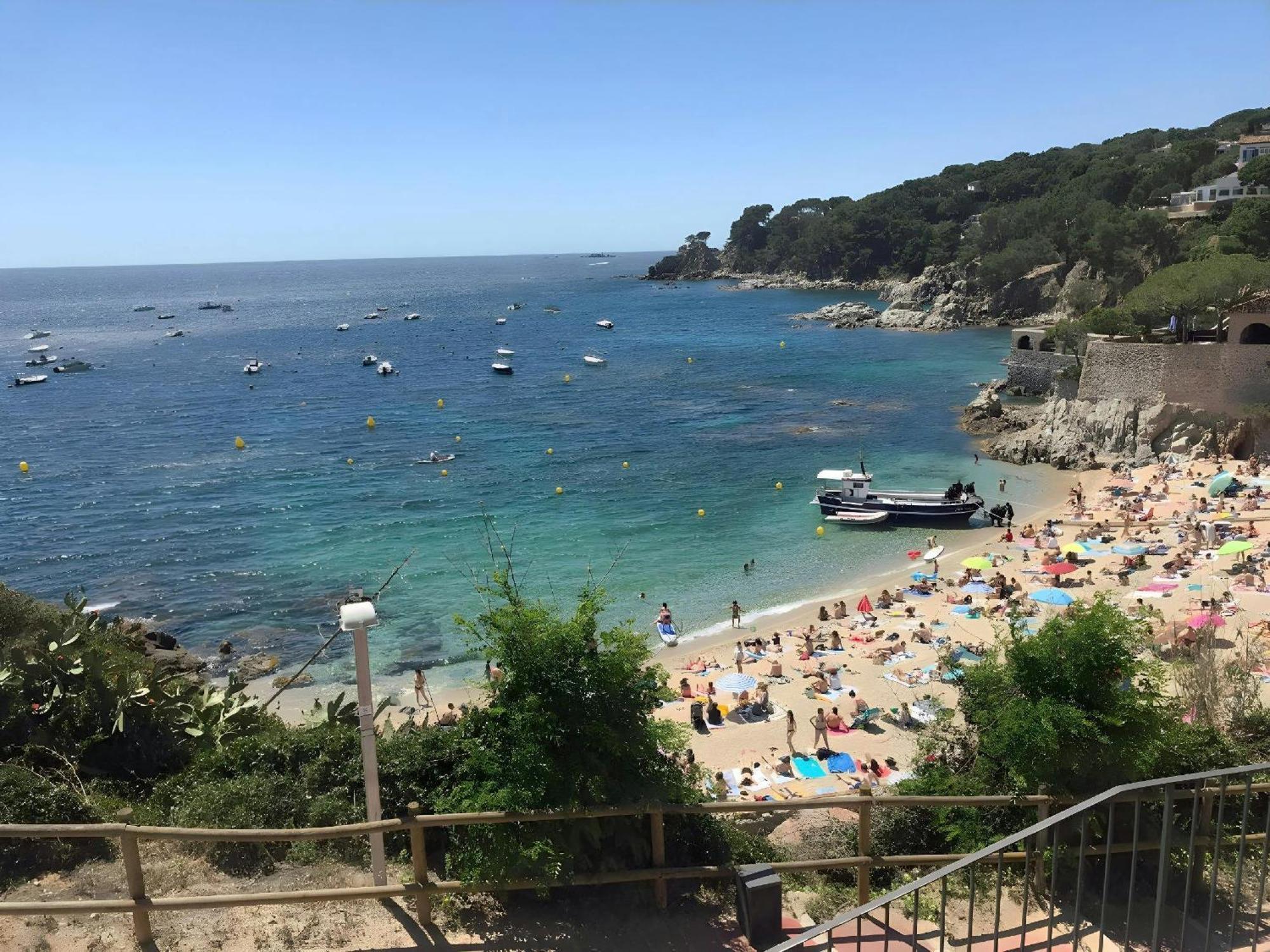 Calella Port Bo - Sea Sand Sun 卡莱利亚德帕拉弗鲁赫尔 外观 照片