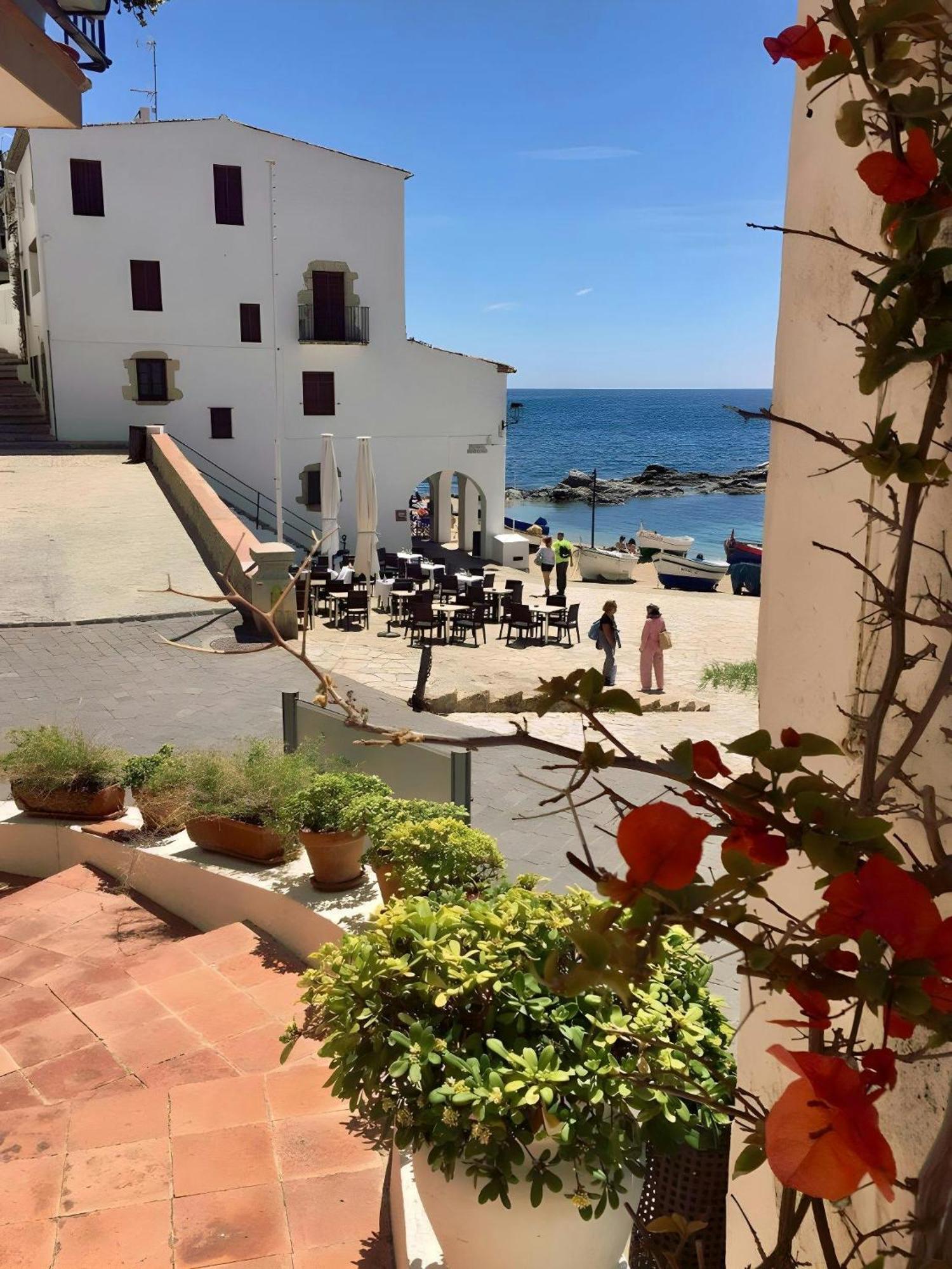Calella Port Bo - Sea Sand Sun 卡莱利亚德帕拉弗鲁赫尔 外观 照片